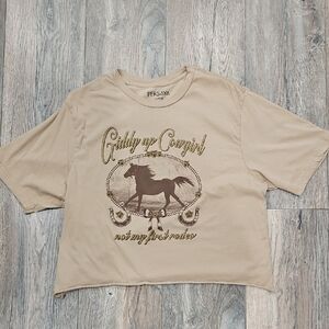 Western Beige 'Giddy Up Cowgirl' Short Sleeve Tee Half Shirt.